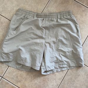 Men’s Columbia PFG shorts size L